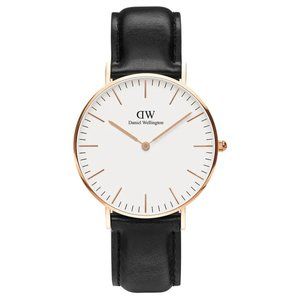 DANIEL WELLINGTON WATCH WITH NEW STRAP